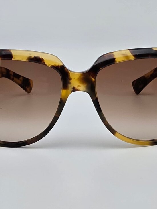 Vera Wang V210 Tokyo Tortoise Frame Light Brown Gradient Lens Sunglasses Italy main image 7